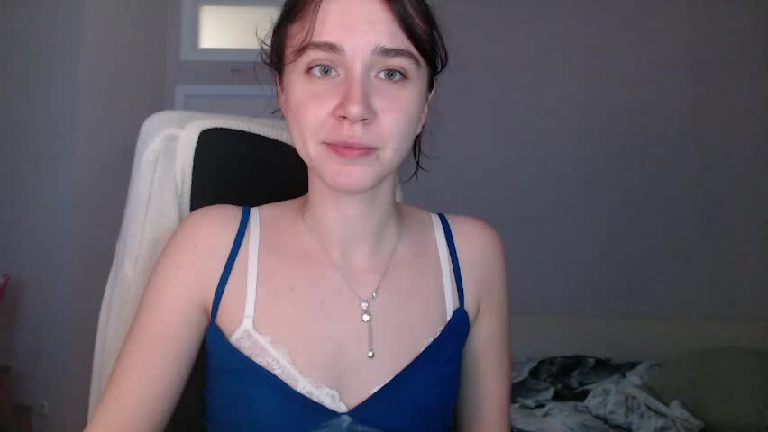 amoremeoww Adult Chat April 15, 2026