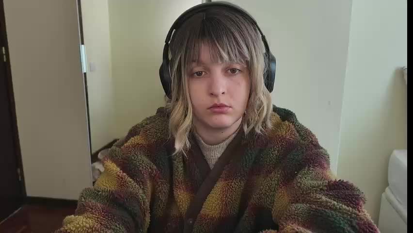 toshironekume Adult Chat April 15, 2026