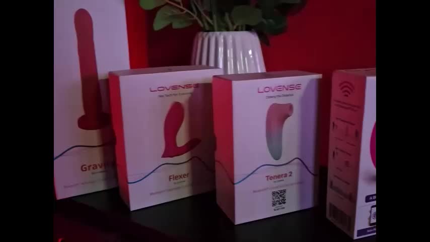 gina_hotlick Adult Chat April 15, 2026