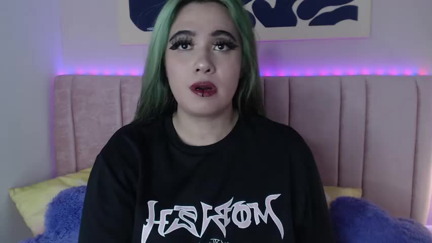 liliith_zeniith Adult Chat April 15, 2026