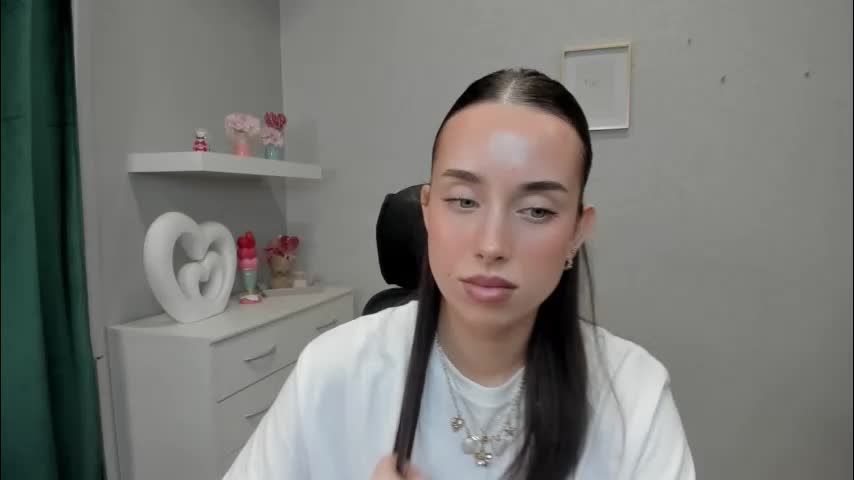 adelesolo Adult Chat April 15, 2026