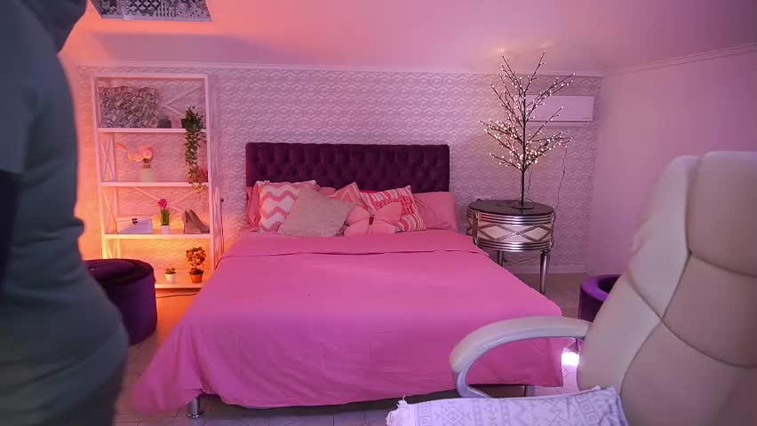 zafiramoonn Adult Chat April 15, 2026