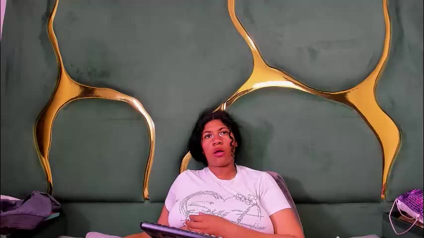 sexxtaty Adult Chat April 15, 2026