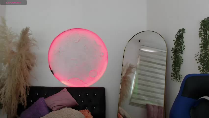 ivvoncute Adult Chat April 15, 2026