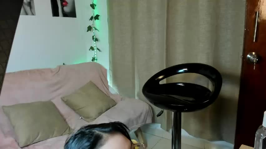 rebeca_marchetti Adult Chat April 15, 2026