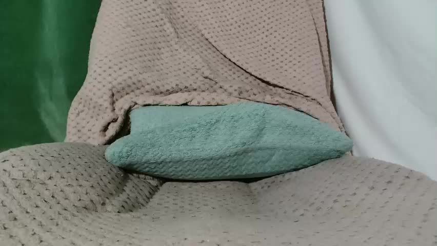 xxxlola_ Adult Chat April 15, 2026