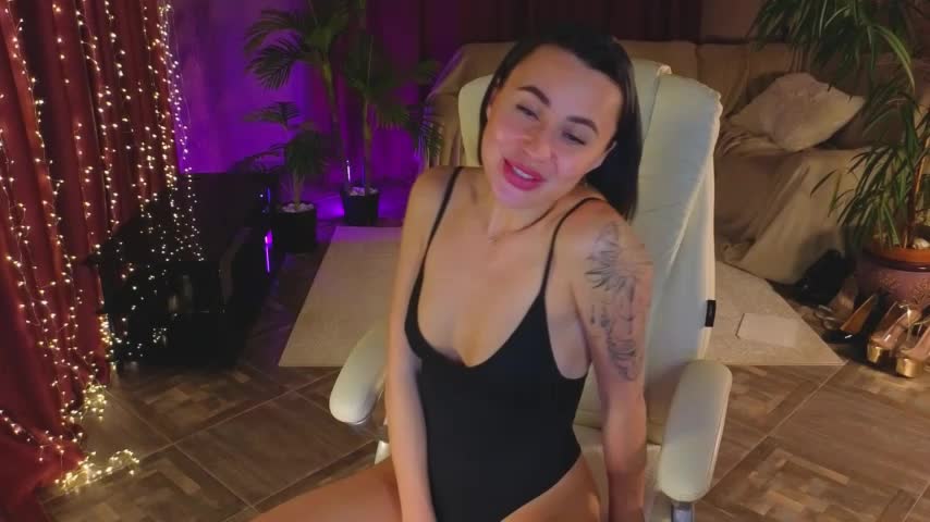 Lilu5107 Adult Chat April 15, 2026