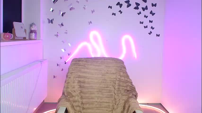 alexa_kittie Adult Chat April 15, 2026