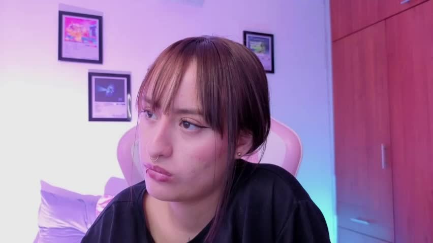 nathalia_ramirez_ Adult Chat April 15, 2026