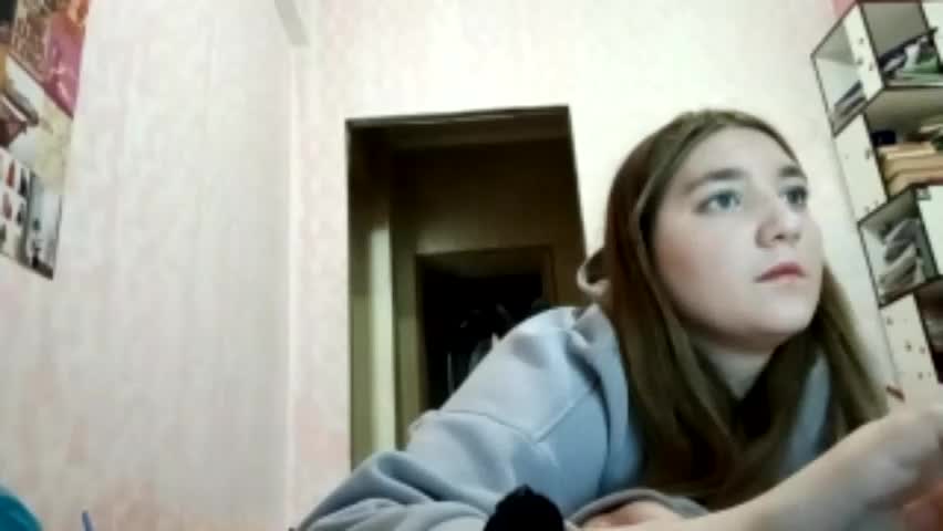 zeniabrossoit Adult Chat April 15, 2026