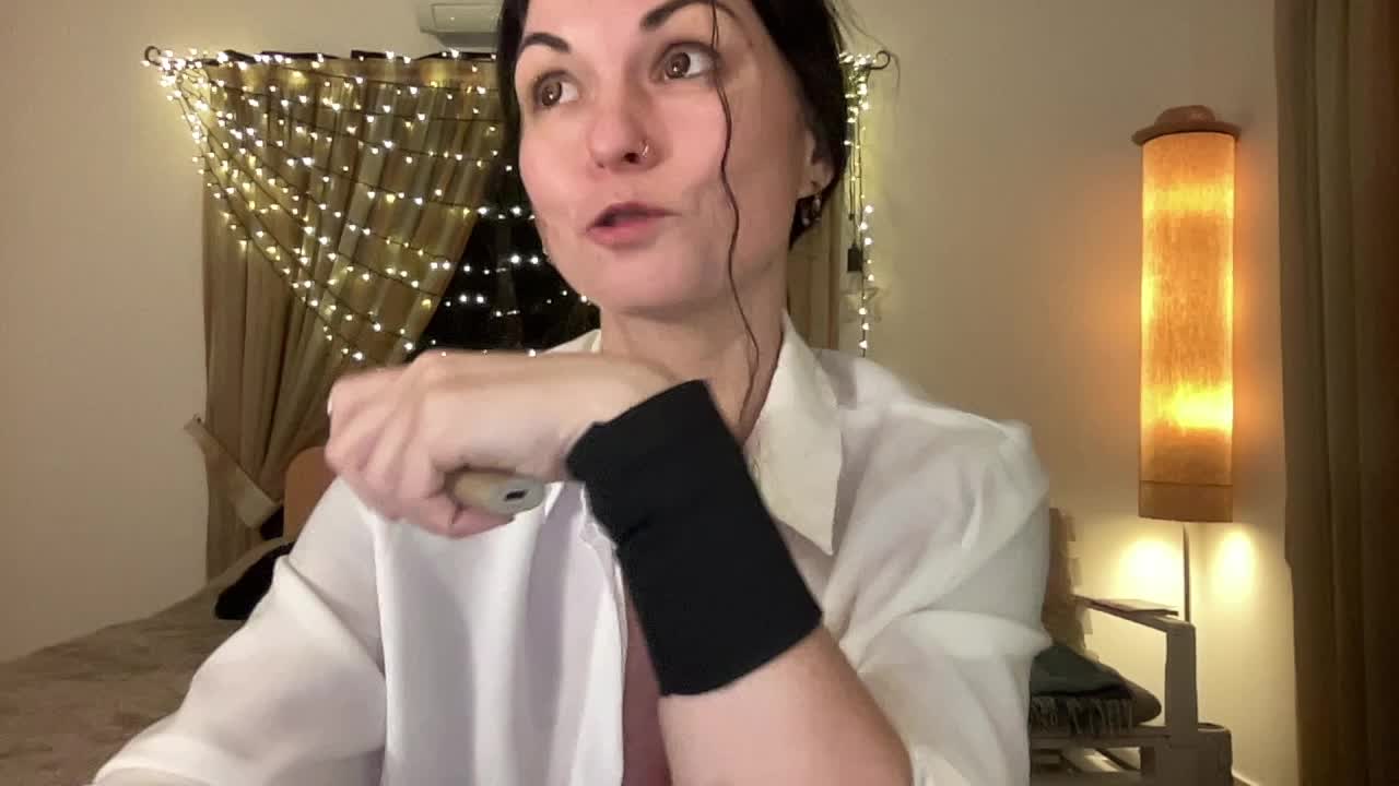 LilithNewdawn Adult Chat April 15, 2026