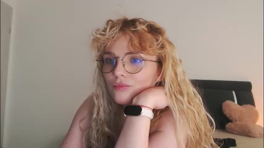 annaevv Adult Chat April 15, 2026