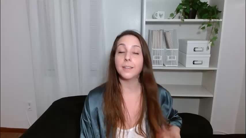 misscaralia Adult Chat April 15, 2026