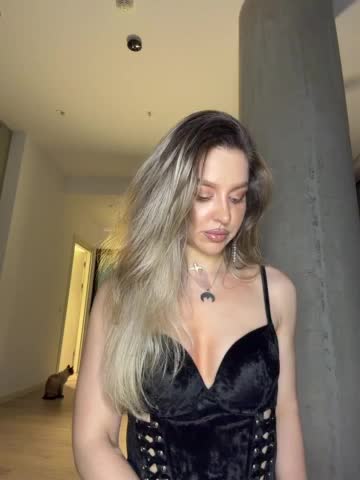 MistressX555 Adult Chat April 15, 2026