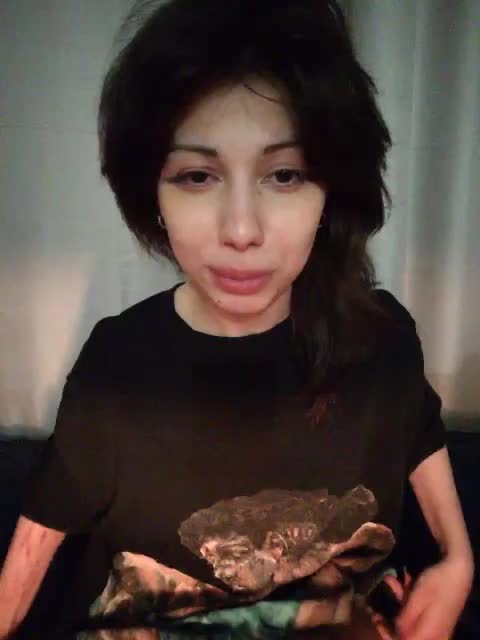 Tinablackkk Adult Chat April 15, 2026