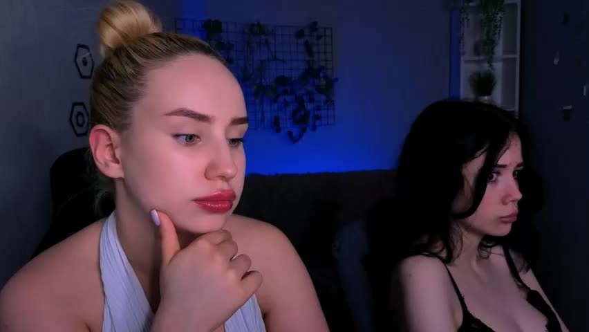 riley_sanders Adult Chat April 15, 2026