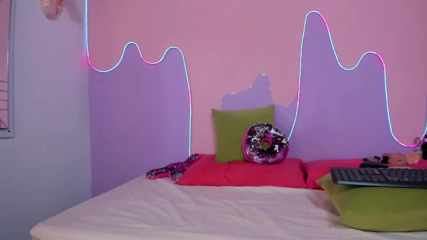 amelia_queen0 Adult Chat April 15, 2026