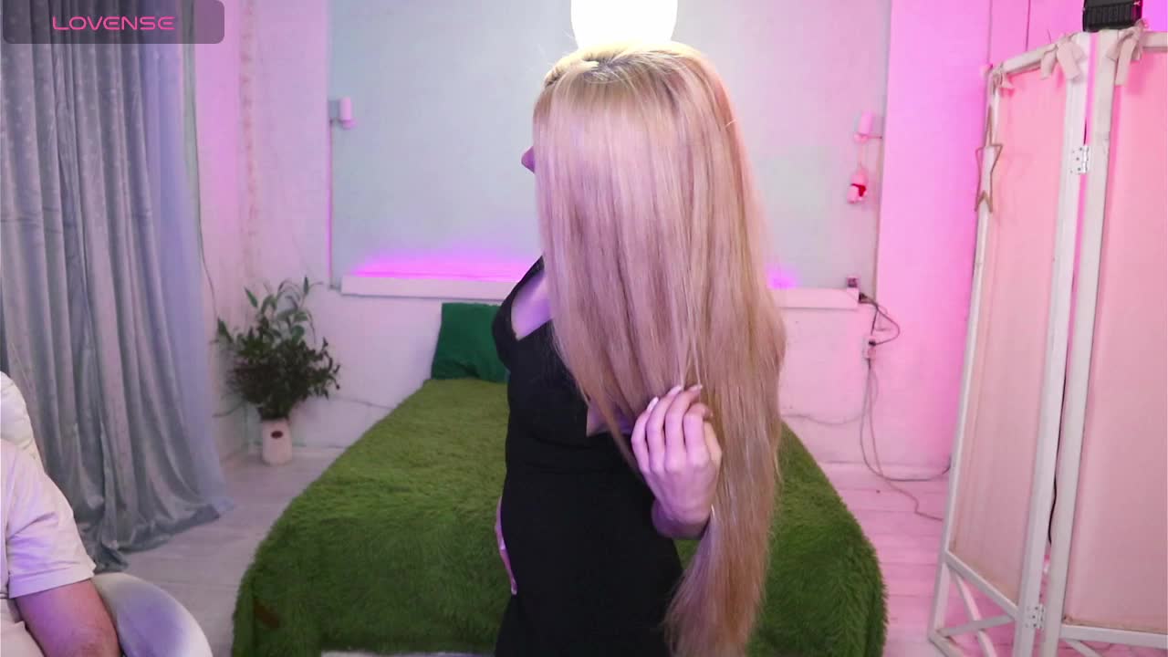 AlisaAleks Adult Chat April 15, 2026