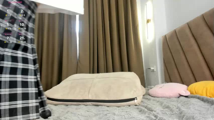kok0mi_ Adult Chat April 15, 2026