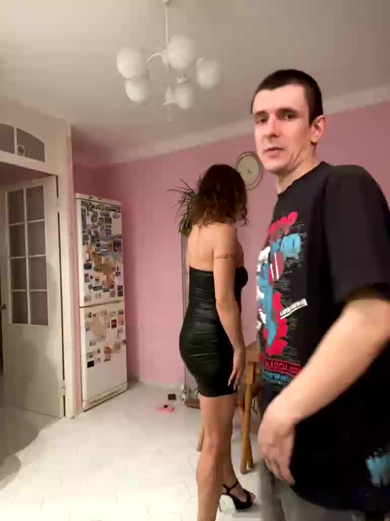 Easy-Li Adult Chat April 15, 2026