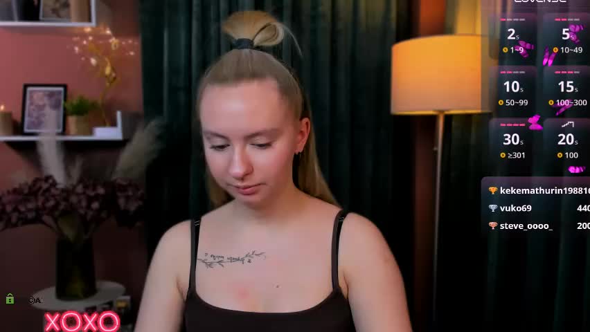 mila_glow Adult Chat April 15, 2026
