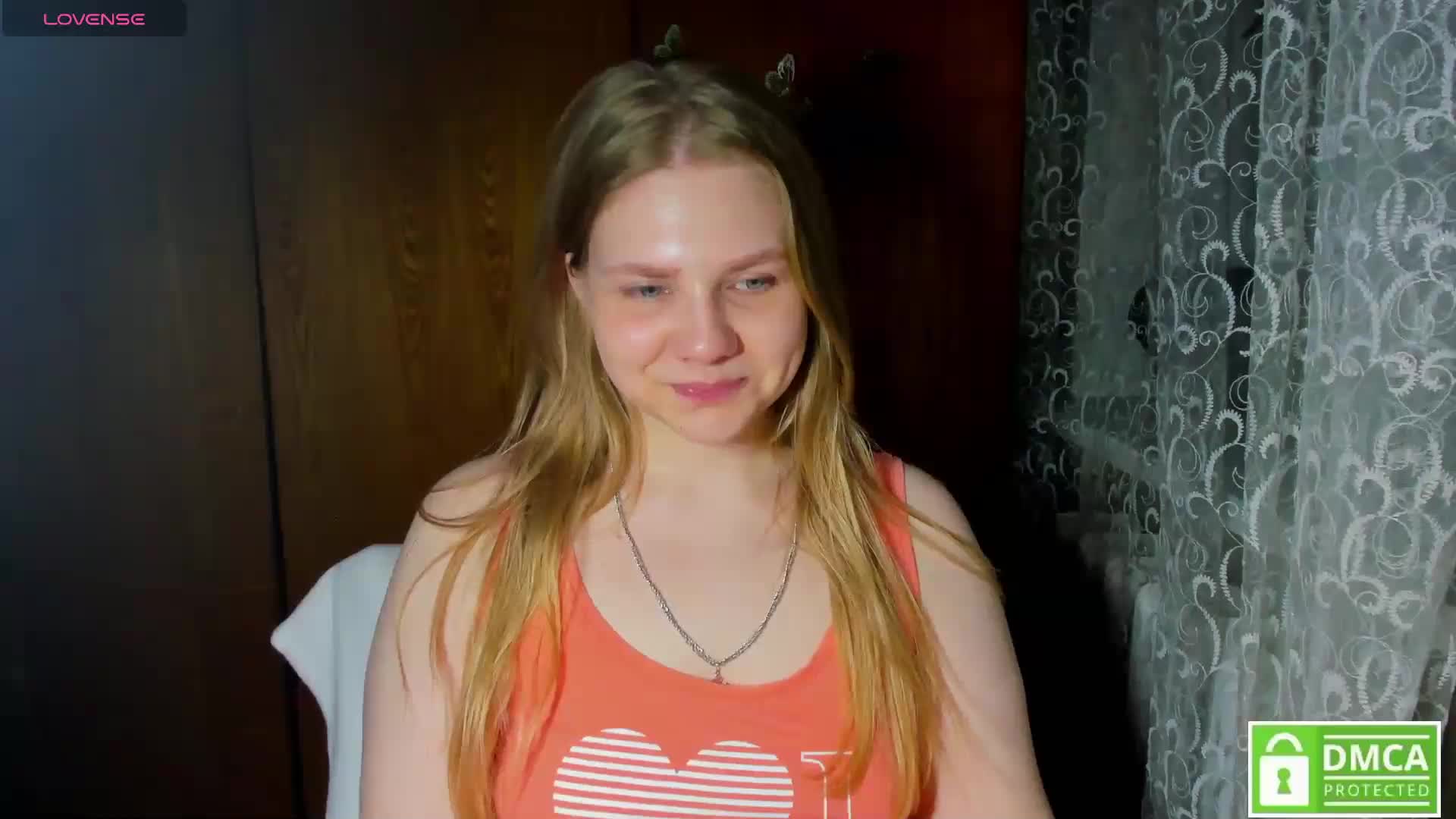 Emma-Frizea Adult Chat April 15, 2026