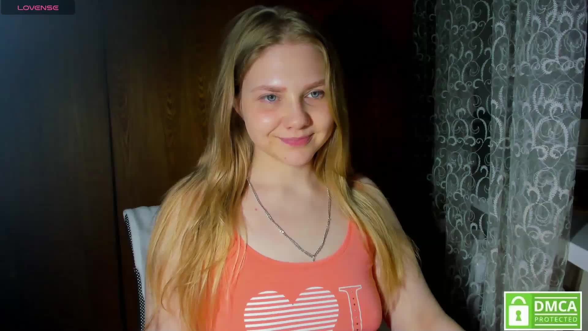 Emma-Frizea Adult Chat April 15, 2026