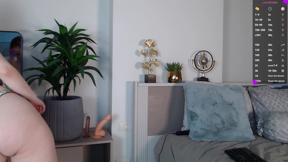 MinaGlow Adult Chat April 16, 2026