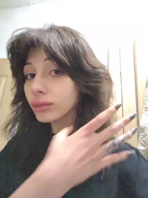 Tinablackkk Adult Chat April 15, 2026