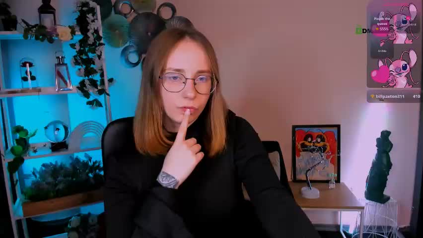 evalora_vei Adult Chat April 15, 2026