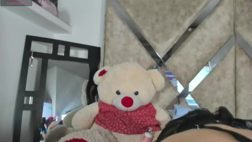 pleasure_aurora Adult Chat April 15, 2026