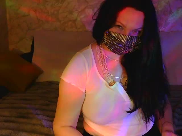 FlorenaXXX Adult Chat April 15, 2026