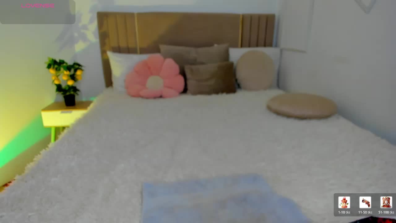 Erika-bestboobs Adult Chat April 15, 2026