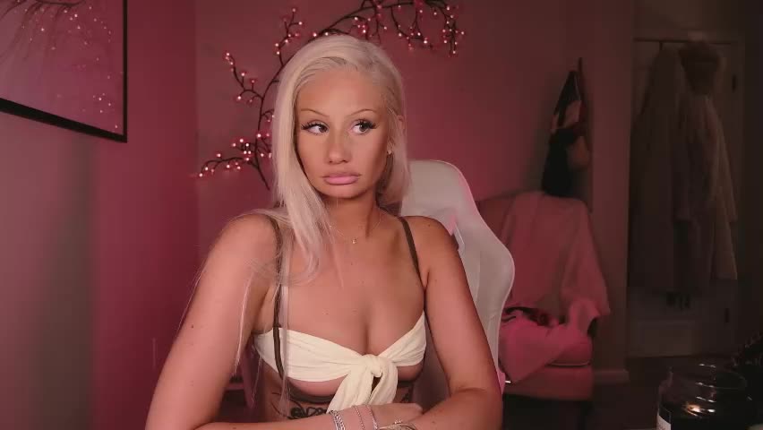 daisyy888 Adult Chat April 15, 2026