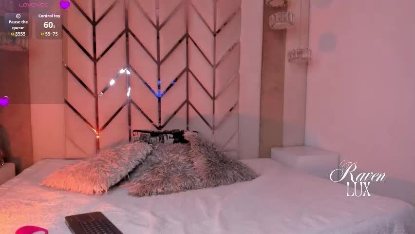 raven_luxx Adult Chat April 16, 2026