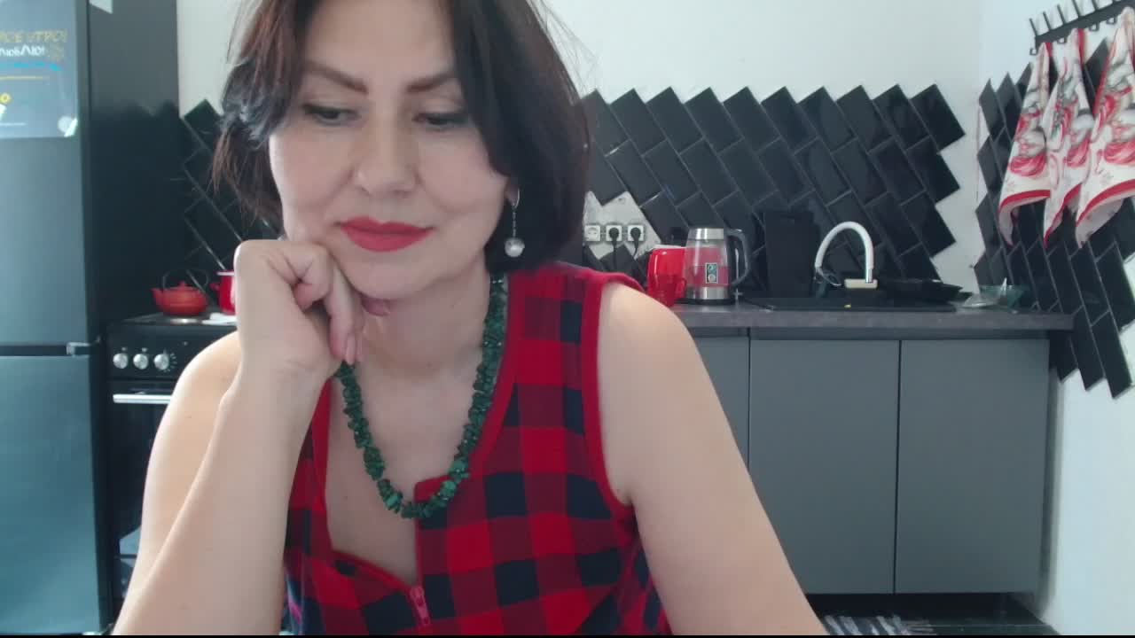 ANGELALADI Adult Chat April 16, 2026