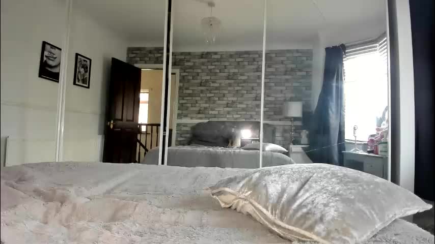 jessiebella0210_ Adult Chat April 16, 2026