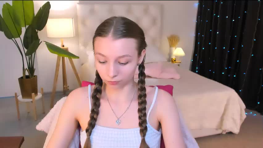 juliedaniel Adult Chat April 16, 2026