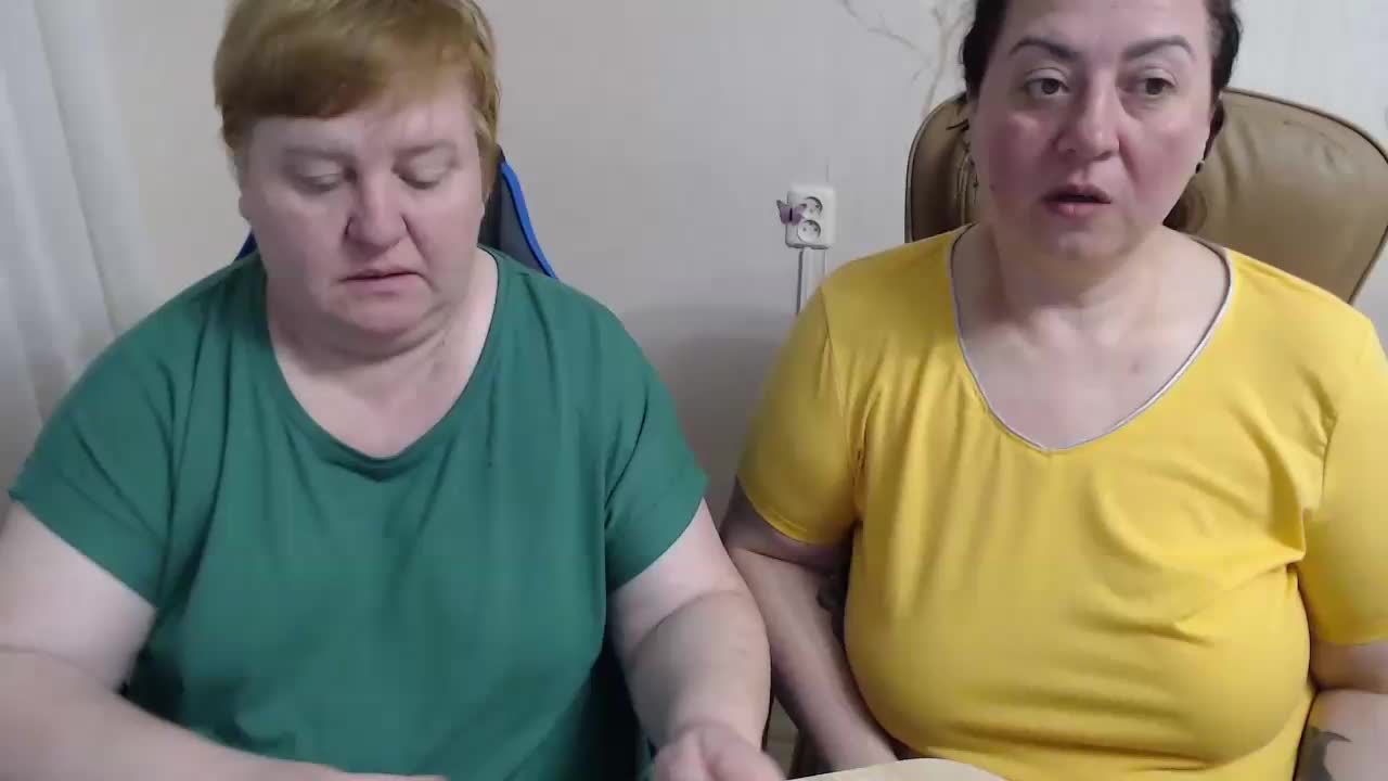 XMollyJaneEX Adult Chat April 16, 2026