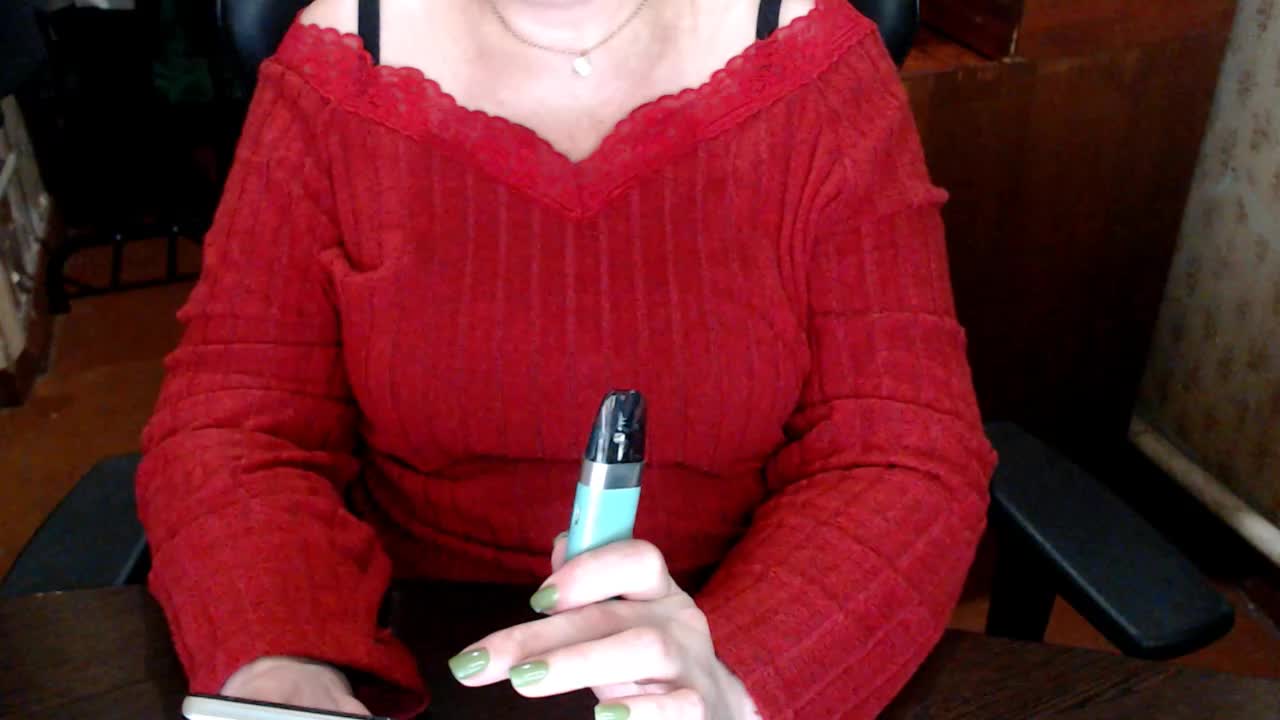 Alisa1917 Adult Chat April 16, 2026