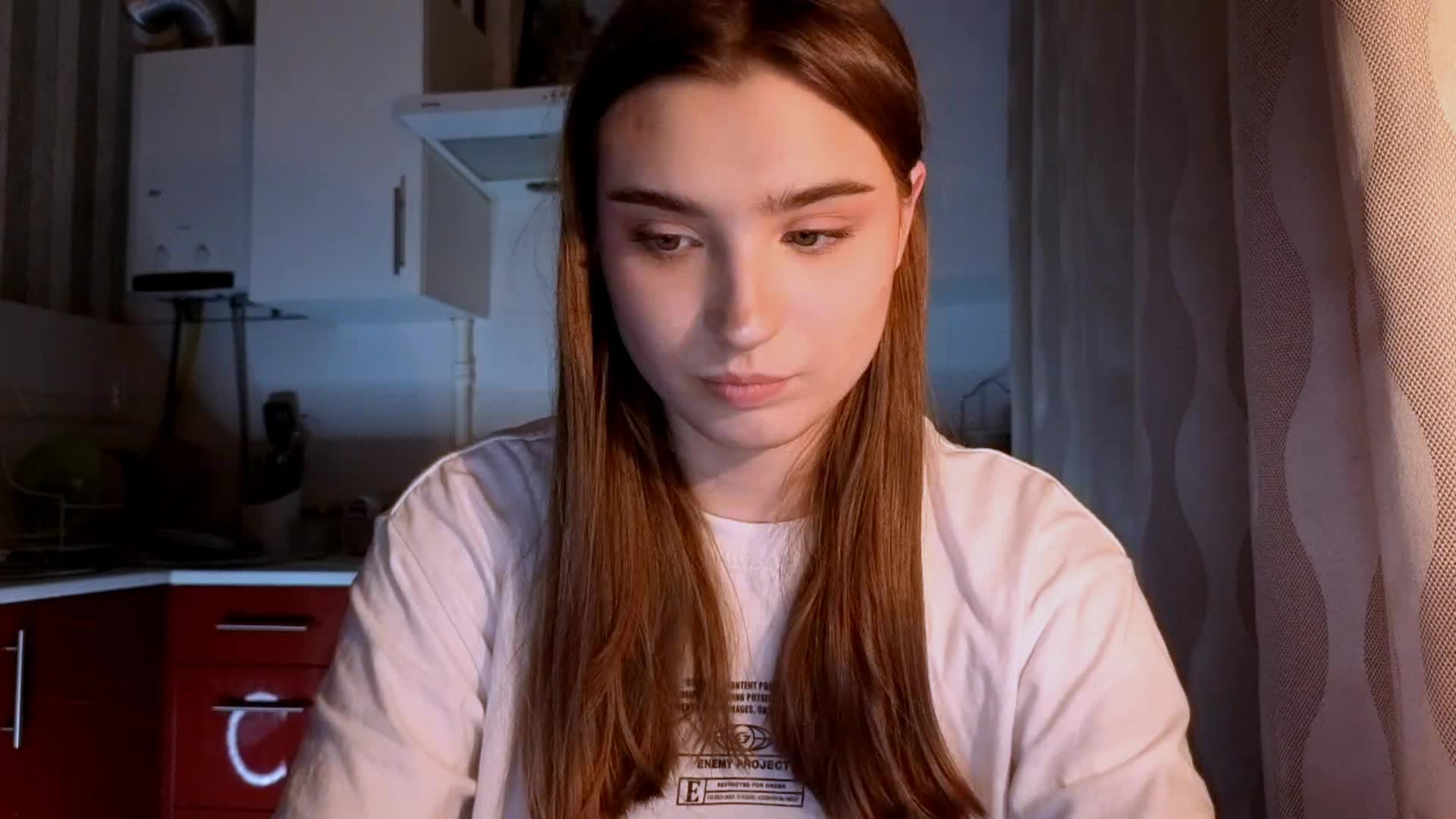 ChristiaPettet Adult Chat April 16, 2026