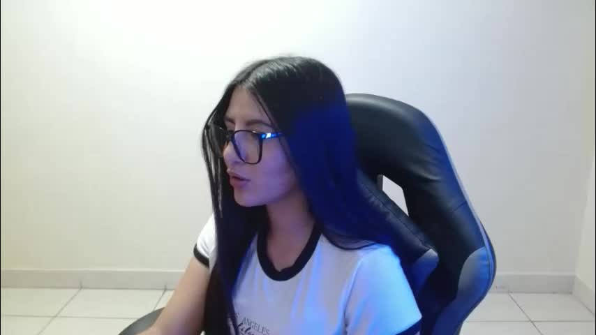 sahaliefox_ Adult Chat April 16, 2026