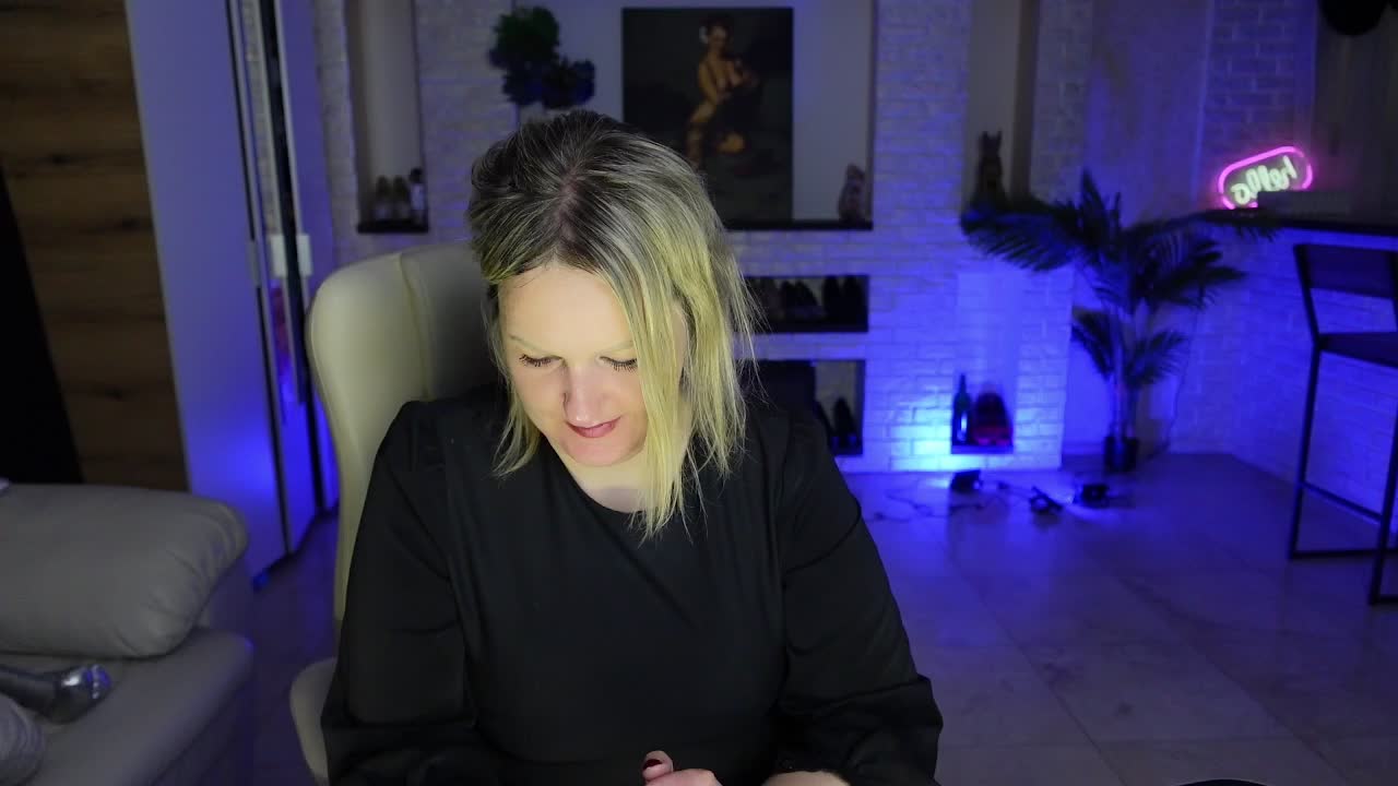 MariemLui Adult Chat April 16, 2026