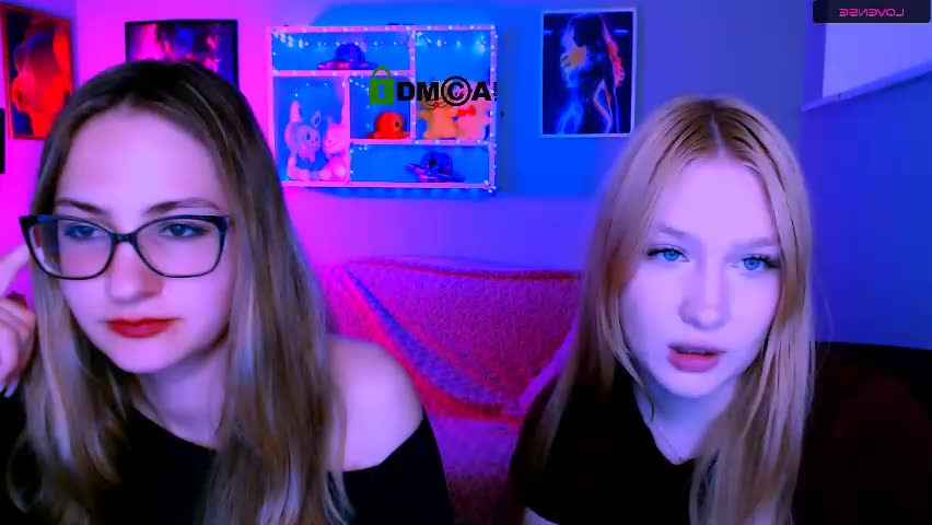 playful_sophie Adult Chat April 16, 2026