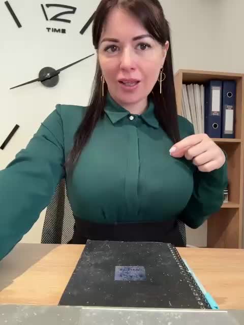Fox_Black Adult Chat April 16, 2026