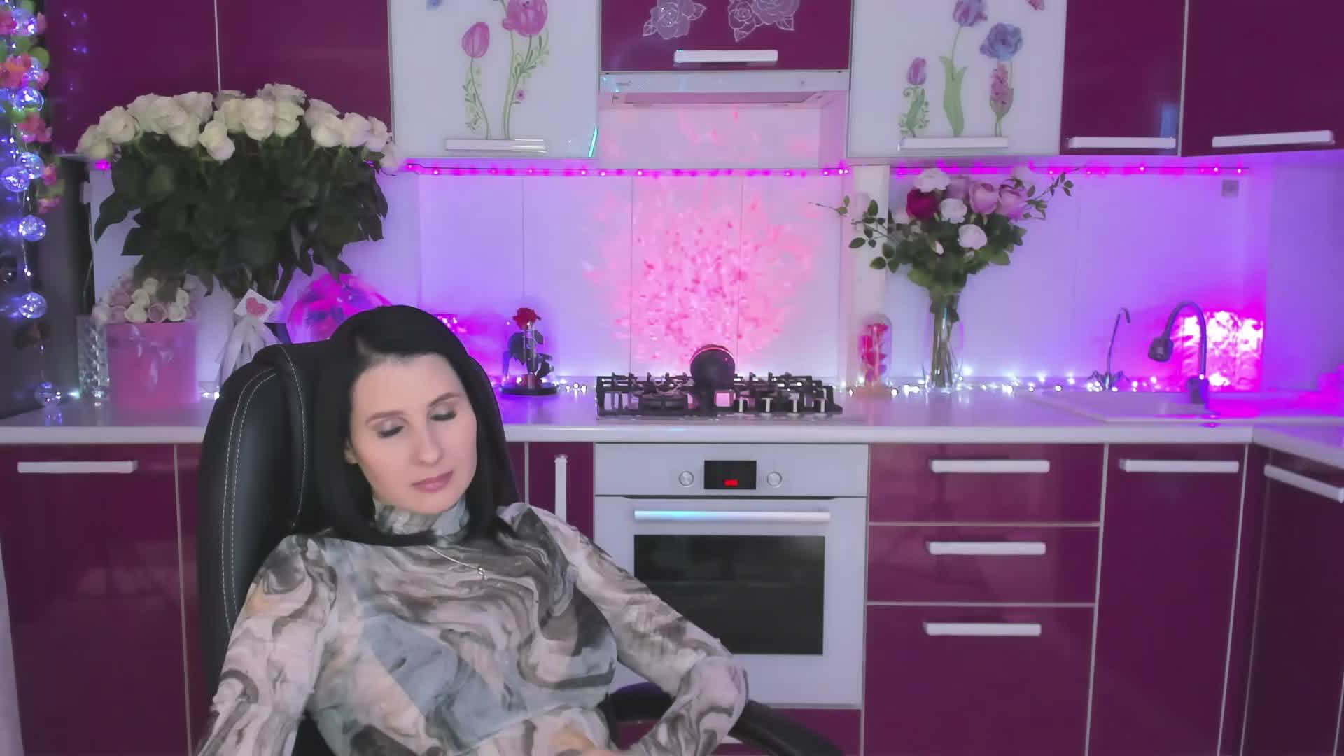 Olivija2020 Adult Chat April 16, 2026
