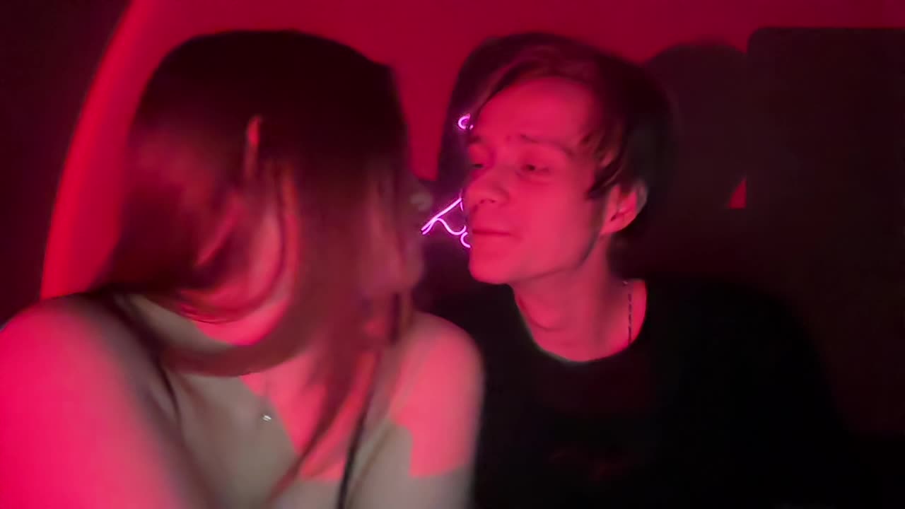 titsDestroy2007 Adult Chat April 16, 2026