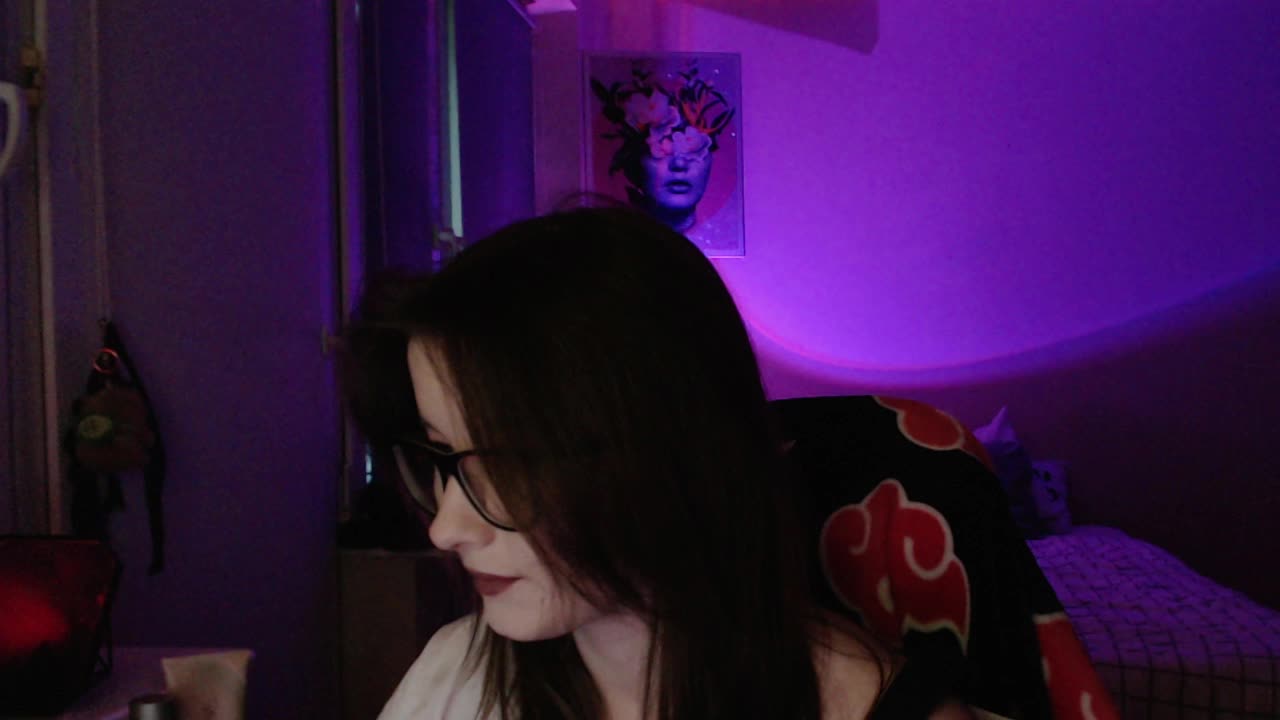 Cherry-Luna Adult Chat April 17, 2026