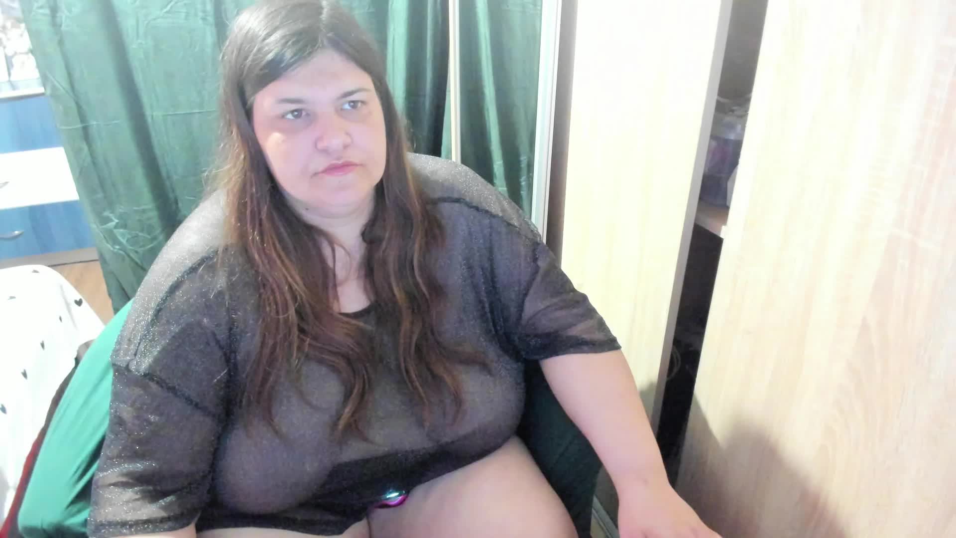 Ionysexylips69 Adult Chat April 17, 2026