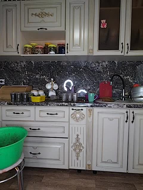 nika74- Adult Chat April 17, 2026